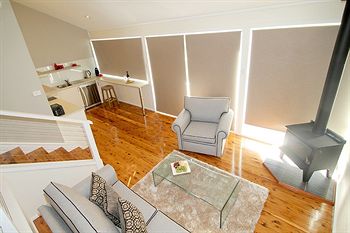 Wine Country Villas - Accommodation Directory 6