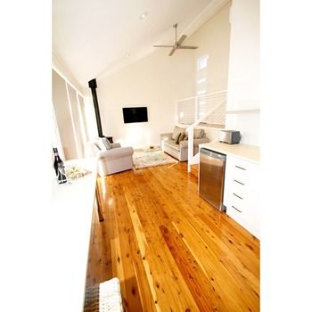 Wine Country Villas - Accommodation Directory 10