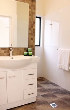 Wine Country Villas - Accommodation Directory 44