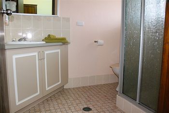 Colonial Motor Inn Lithgow - Accommodation Directory 1