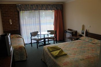 Colonial Motor Inn Lithgow - Accommodation Directory 11
