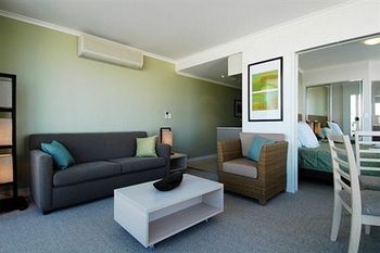 Ettalong Beach Apartments - Accommodation Directory 10