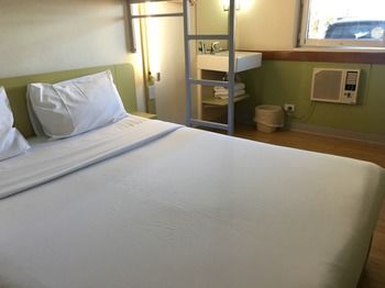 Ibis Budget Campbelltown - Accommodation Directory 12