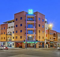 Quality Suites Boulevard On Beaumont - Accommodation Directory