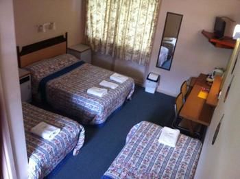 Bushmans Retreat Motor Inn - Accommodation Directory 8