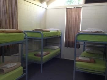 Noosa Backpackers Resort - Hostel - Accommodation Directory 0