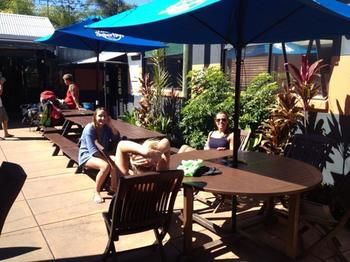 Noosa Backpackers Resort - Hostel - Accommodation Directory 10