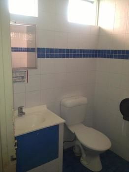Noosa Backpackers Resort - Hostel - Accommodation Directory 11