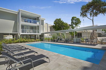 Jacaranda Noosa - Accommodation Directory 2