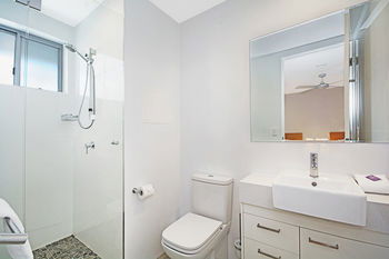 Jacaranda Noosa - Accommodation Directory 5