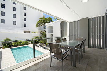 Jacaranda Noosa - Accommodation Directory 32
