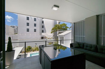 Jacaranda Noosa - Accommodation Directory 33