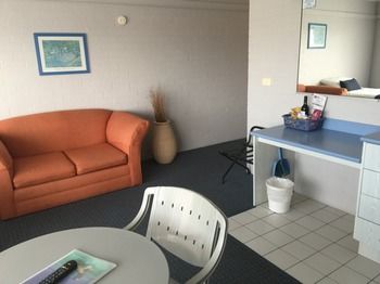 Ulladulla Harbour Motel - Accommodation Directory 20