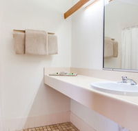 Forresters Beach Resort - Accommodation Directory