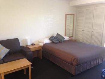 Bathurst Apartments - Accommodation Directory 12