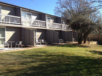 Bathurst Apartments - Accommodation Directory 14