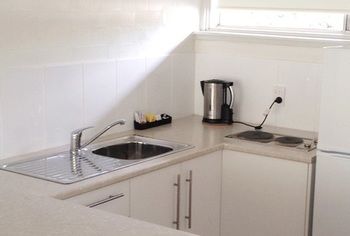 Bathurst Apartments - Accommodation Directory 15