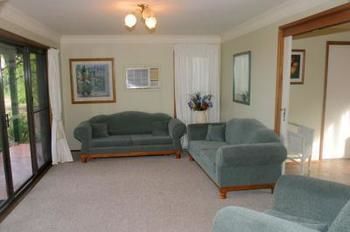 Hunter Homestead - Accommodation Directory 3