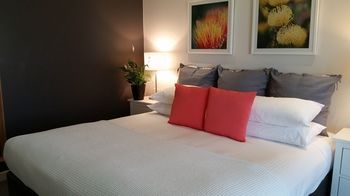 Elfin Hill Country Accommodation - Accommodation Directory 20