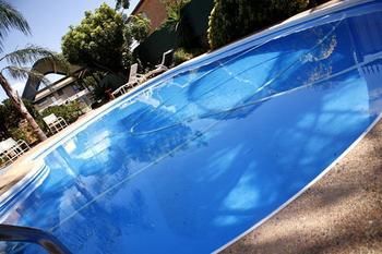 Across Country Motel And Serviced Apartments - Accommodation Directory 0