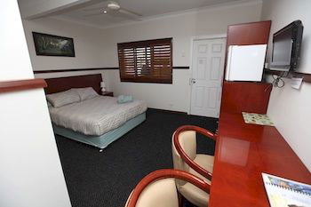 Across Country Motel And Serviced Apartments - Accommodation Directory 7