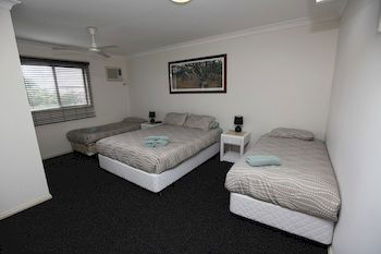 Across Country Motel And Serviced Apartments - Accommodation Directory 11