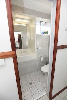 Across Country Motel And Serviced Apartments - Accommodation Directory 22
