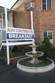 Across Country Motel And Serviced Apartments - Accommodation Directory 23