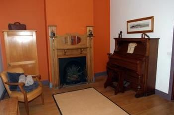 Sidney's Retreat - Accommodation Directory 3