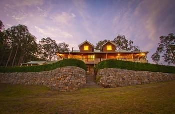 Bimbadeen Mountain Retreat - Accommodation Directory 0