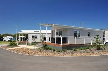 Stockton Beach Holiday Park - Accommodation Directory 0