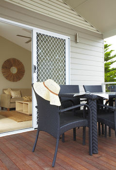 Stockton Beach Holiday Park - Accommodation Directory 10