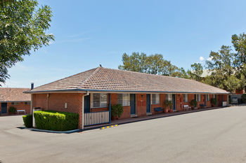 Abraham Lincoln Motel - Accommodation Directory 5