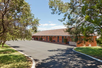 Abraham Lincoln Motel - Accommodation Directory 8