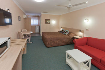 Abraham Lincoln Motel - Accommodation Directory 14