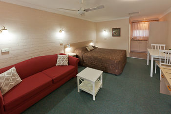 Abraham Lincoln Motel - Accommodation Directory 19