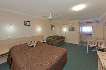 Abraham Lincoln Motel - Accommodation Directory 20