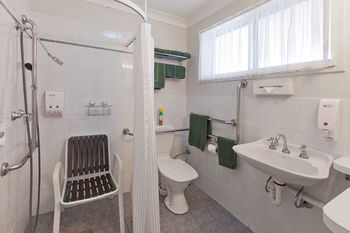 Abraham Lincoln Motel - Accommodation Directory 21