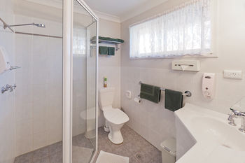 Abraham Lincoln Motel - Accommodation Directory 22