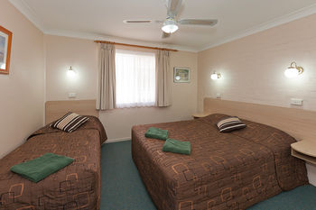 Abraham Lincoln Motel - Accommodation Directory 26
