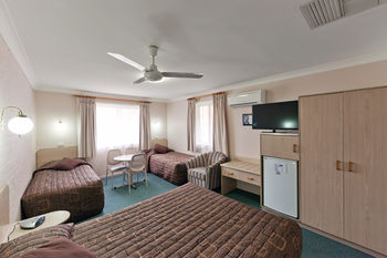 Abraham Lincoln Motel - Accommodation Directory 33