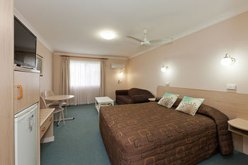 Abraham Lincoln Motel - Accommodation Directory 36