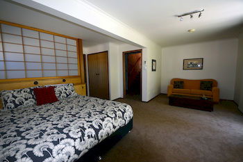 Beachview Homestay - Accommodation Directory 9
