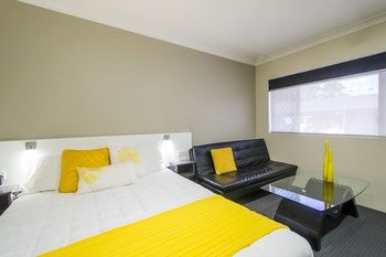 The Abbey Motor Inn - Accommodation Directory 8