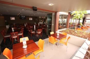 Peden's Hotel - Accommodation Directory 1