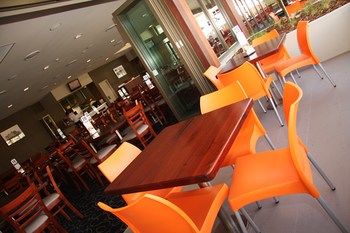 Peden's Hotel - Accommodation Directory 7