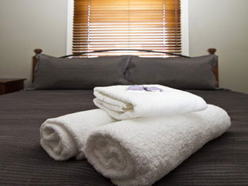 Peden's Hotel - Accommodation Directory 11