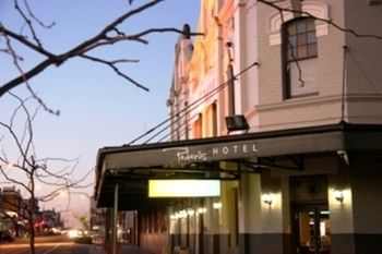 Peden's Hotel - Accommodation Directory 12
