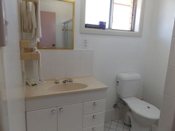 Civic Motel - Accommodation Directory 13