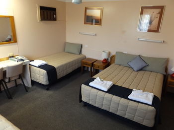 Civic Motel - Accommodation Directory 20